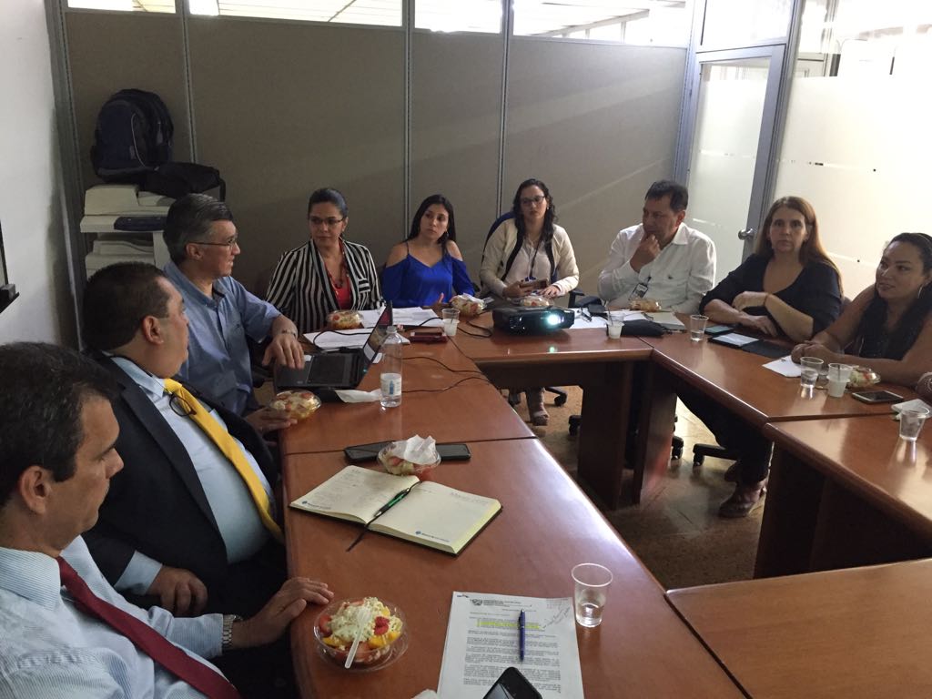 Reunión en Gobernación del Valle del Cauca