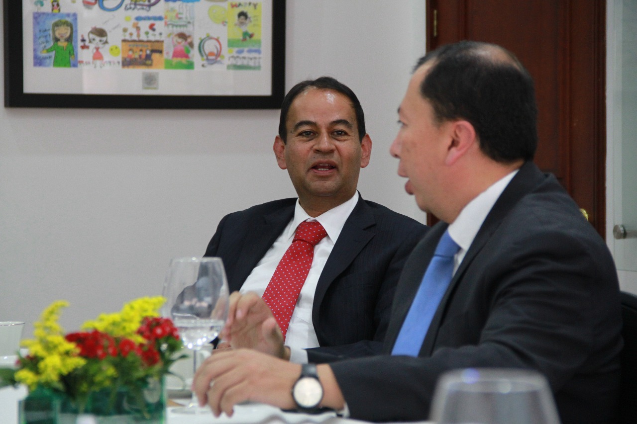 El Subdirector de Función Pública, Fernando Augusto Medina Gutiérrez, forma parte de la representación de la entidad que asistirá al Diálogo Global para la Felicidad y a la Cumbre Mundial de Gobierno, que tendrá lugar en Dubái.